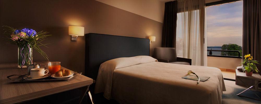 Hotel Desiree - Garda Lake Collection Sirmione Exterior photo