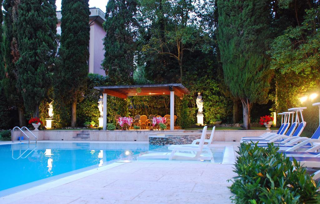 Hotel Desiree - Garda Lake Collection Sirmione Exterior photo