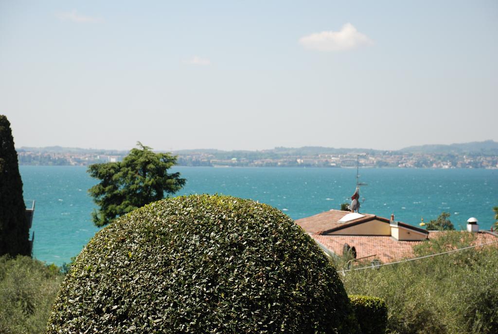 Hotel Desiree - Garda Lake Collection Sirmione Exterior photo
